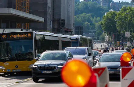 Stadtverkehr in Stuttgart als regionaler Bezug der Unfallhilfe Stuttgart